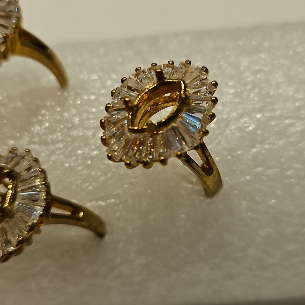 4 Goldtone & Rhinestone 6.5 Women's Prong Ring Setting - Picture 3 of 11